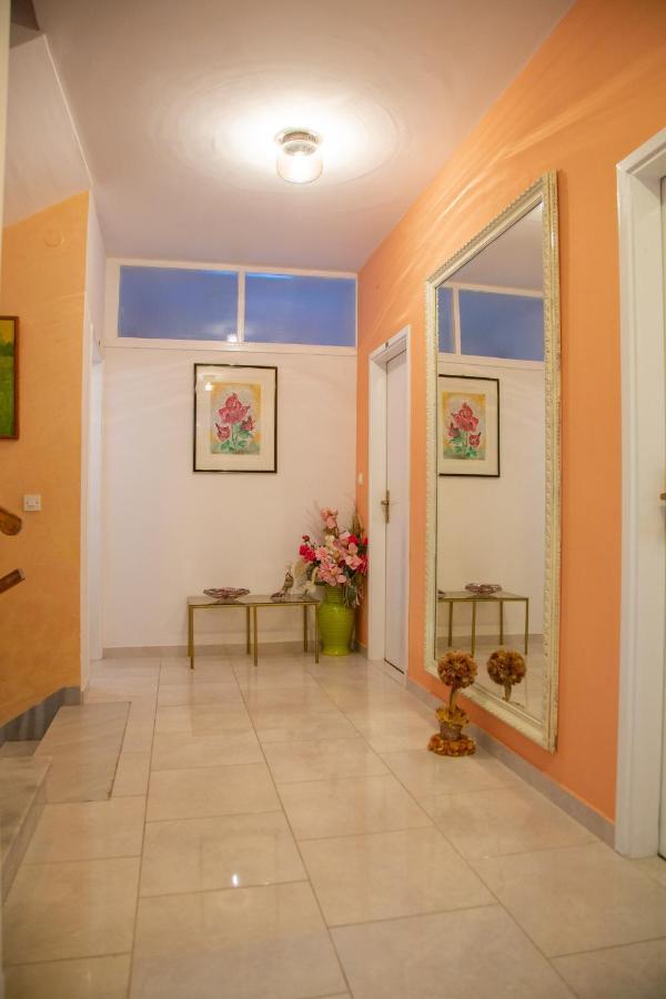 Royal Rooms Novalja Εξωτερικό φωτογραφία