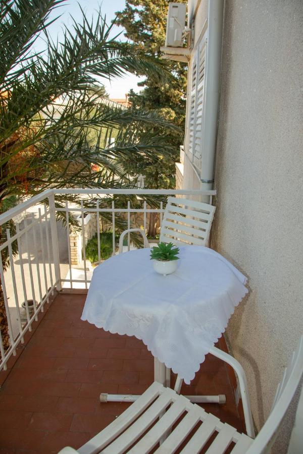 Royal Rooms Novalja Εξωτερικό φωτογραφία