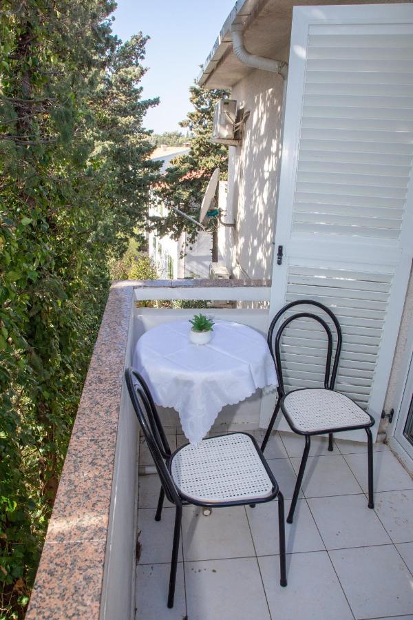 Royal Rooms Novalja Εξωτερικό φωτογραφία