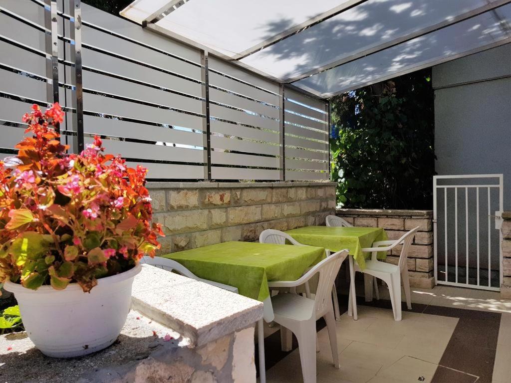 Royal Rooms Novalja Εξωτερικό φωτογραφία