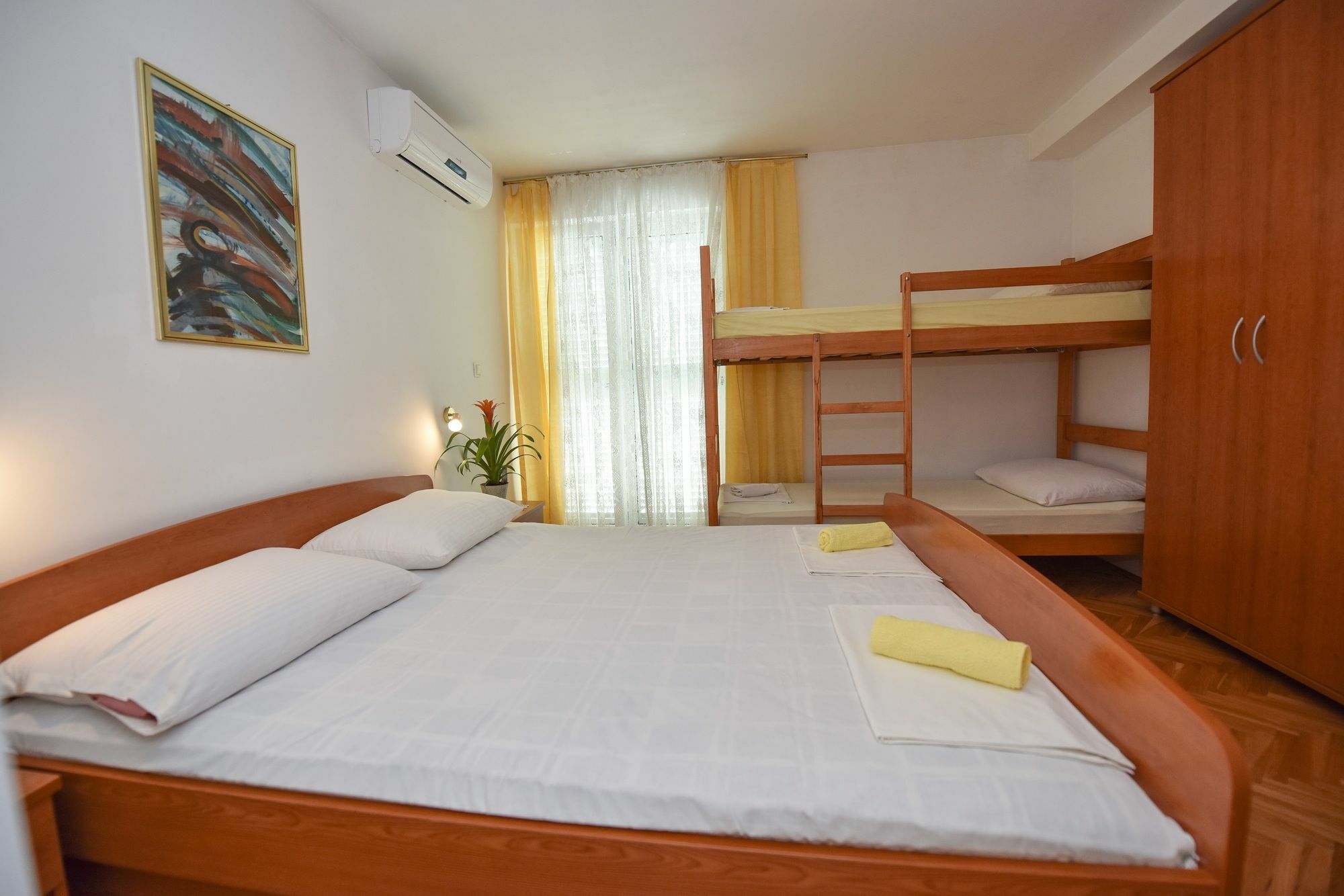 Royal Rooms Novalja Εξωτερικό φωτογραφία